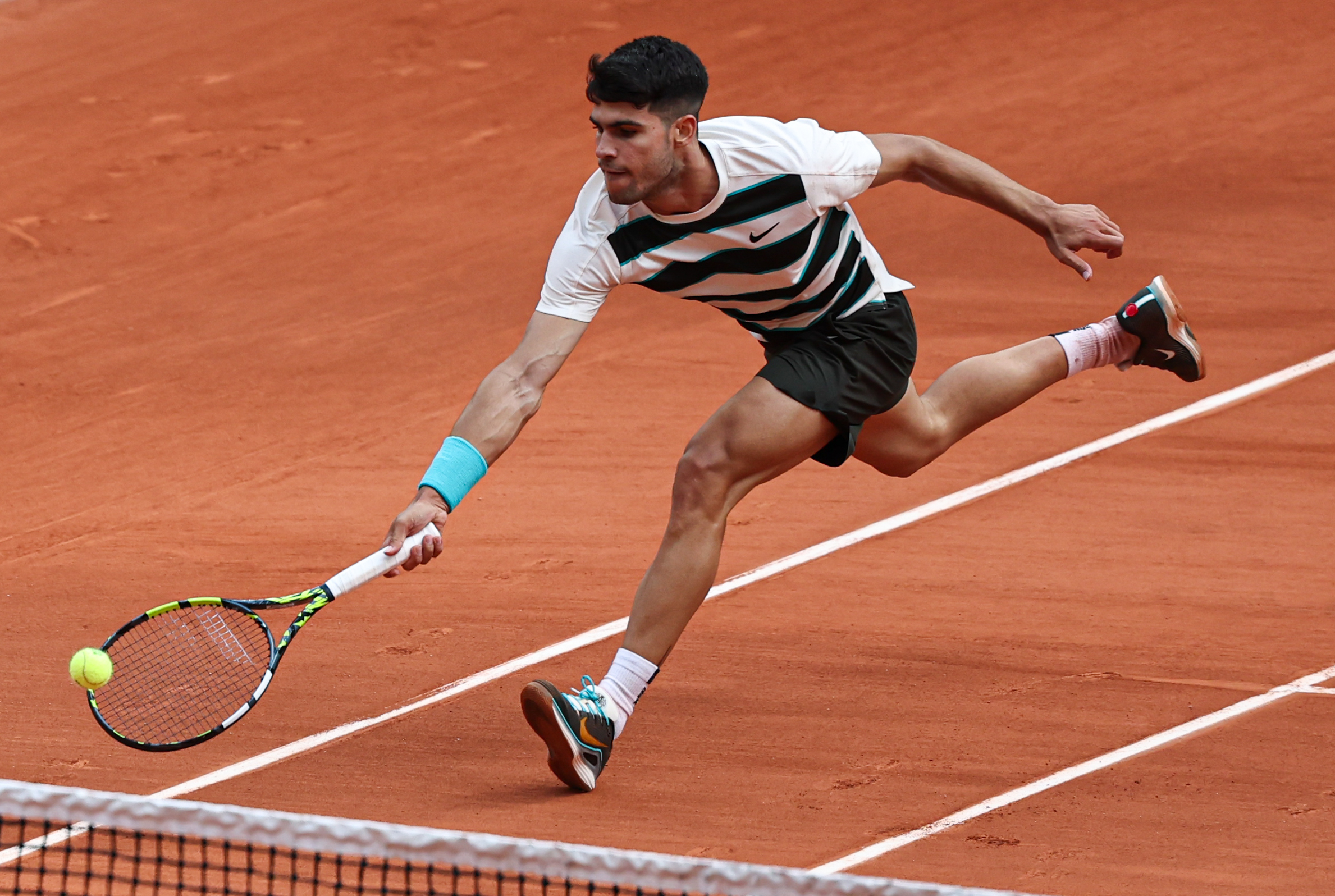 熊猫体育app-关于意大利网球队横扫世界网球队，阿尔卡拉斯打破历史纪录的信息