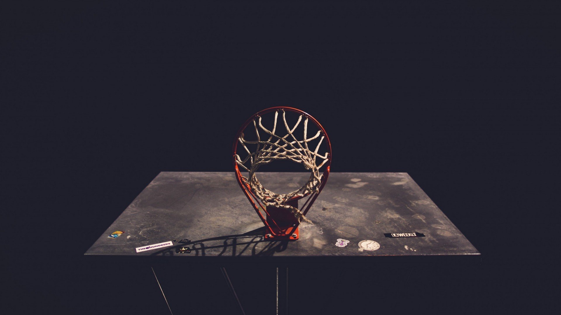 绝境中的神话,当雅典娜的圣剑刺穿达拉斯的暗夜—字母哥压哨三分与凯尔特人钢铁洪流的悖论式共存